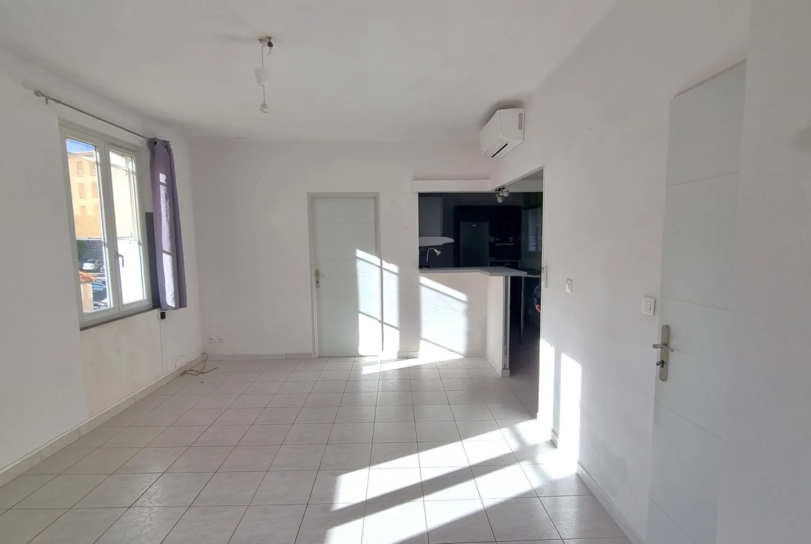 Appartement 3 pièces 55 m2 dans une résidence sécurisée 