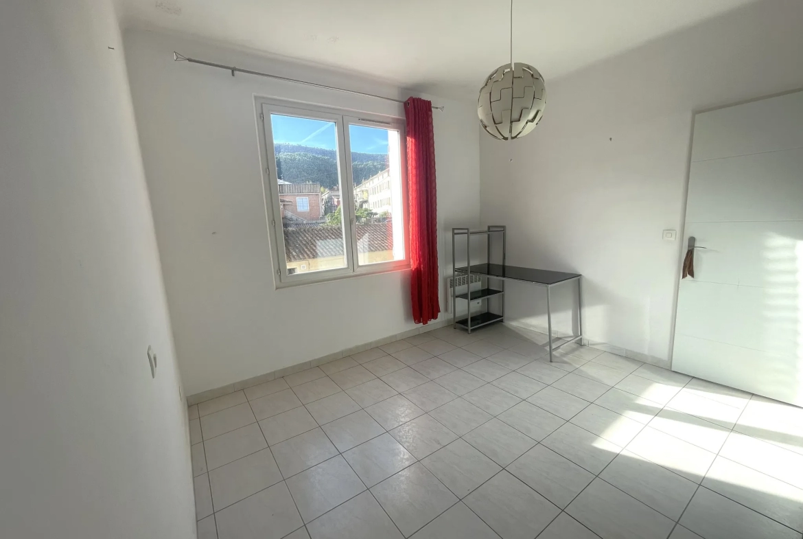 Appartement 3 pièces 55 m2 dans une résidence sécurisée 