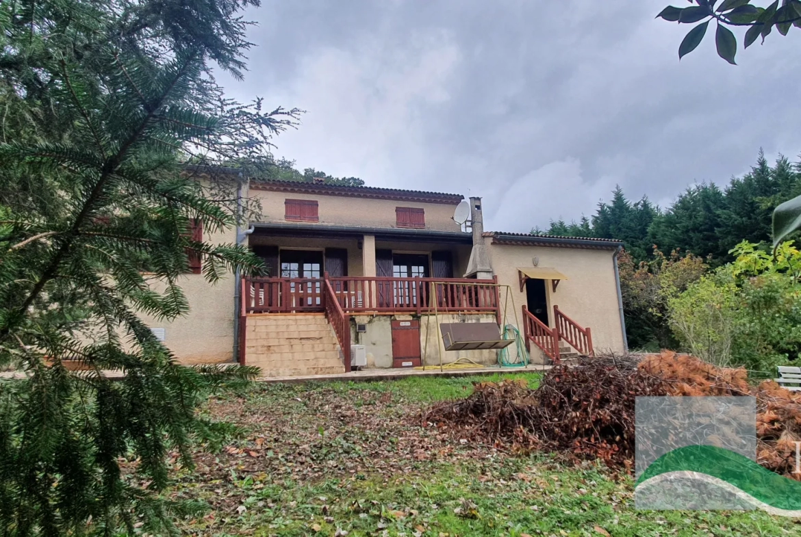 Vente - Villa indépendante de 4 pièces sur 5420 m2 de terrain 