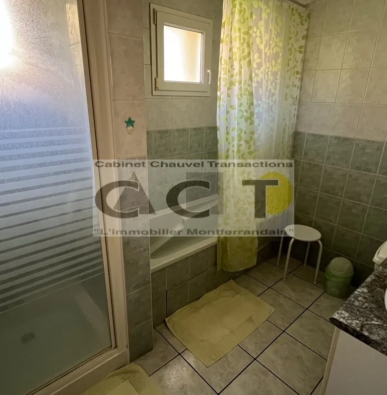 Maison F4 avec terrasse ensoleillée à vendre à Clermont-Ferrand quartier Nord 