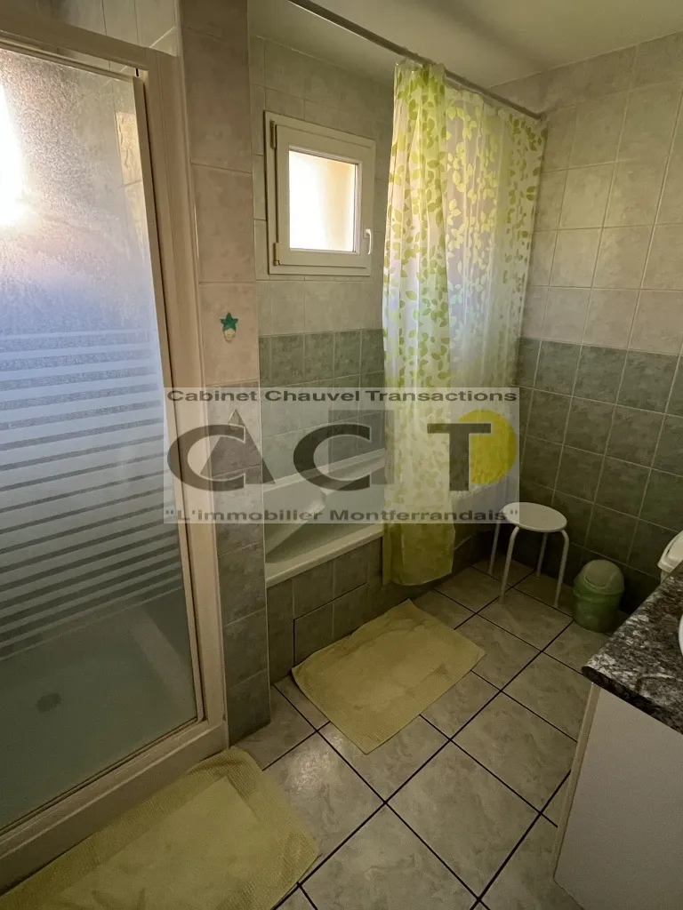 Maison F4 avec terrasse ensoleillée à vendre à Clermont-Ferrand quartier Nord 