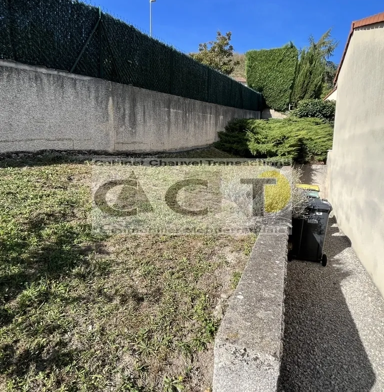 Maison F4 avec terrasse ensoleillée à vendre à Clermont-Ferrand quartier Nord 