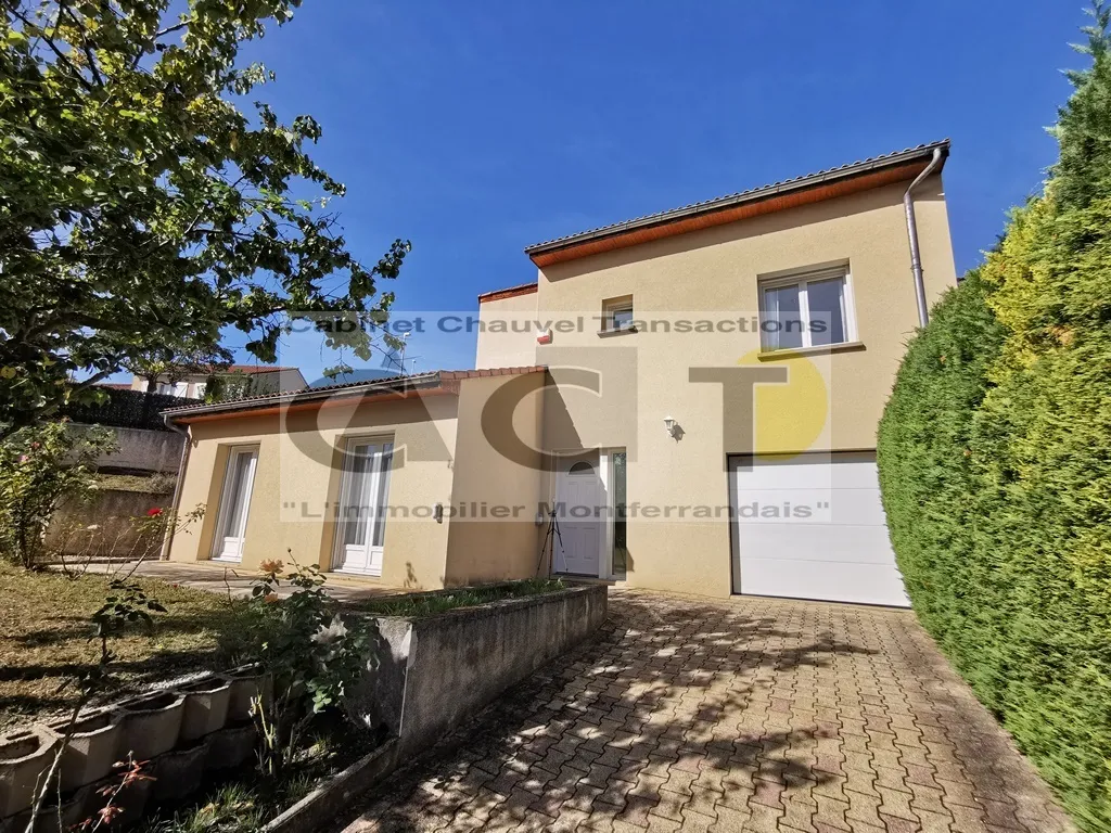 Maison F4 avec terrasse ensoleillée à vendre à Clermont-Ferrand quartier Nord 