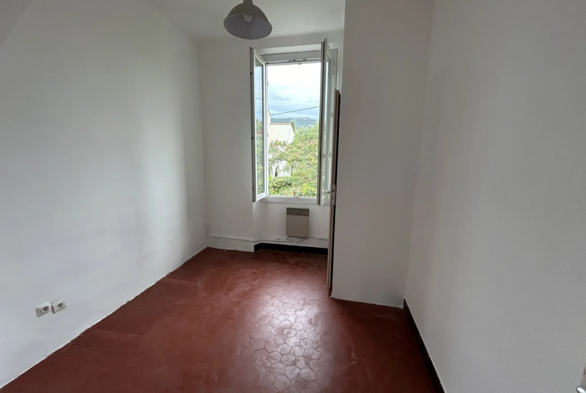 Appartement 3 pièces 54,73m2 avec cave et jardin à Toulon 