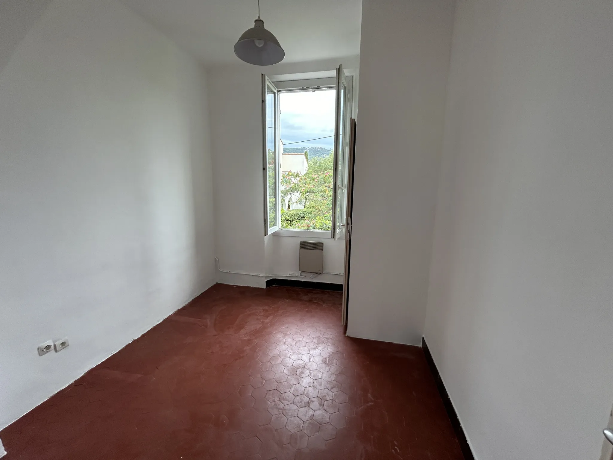 Appartement 3 pièces 54,73m2 avec cave et jardin à Toulon 