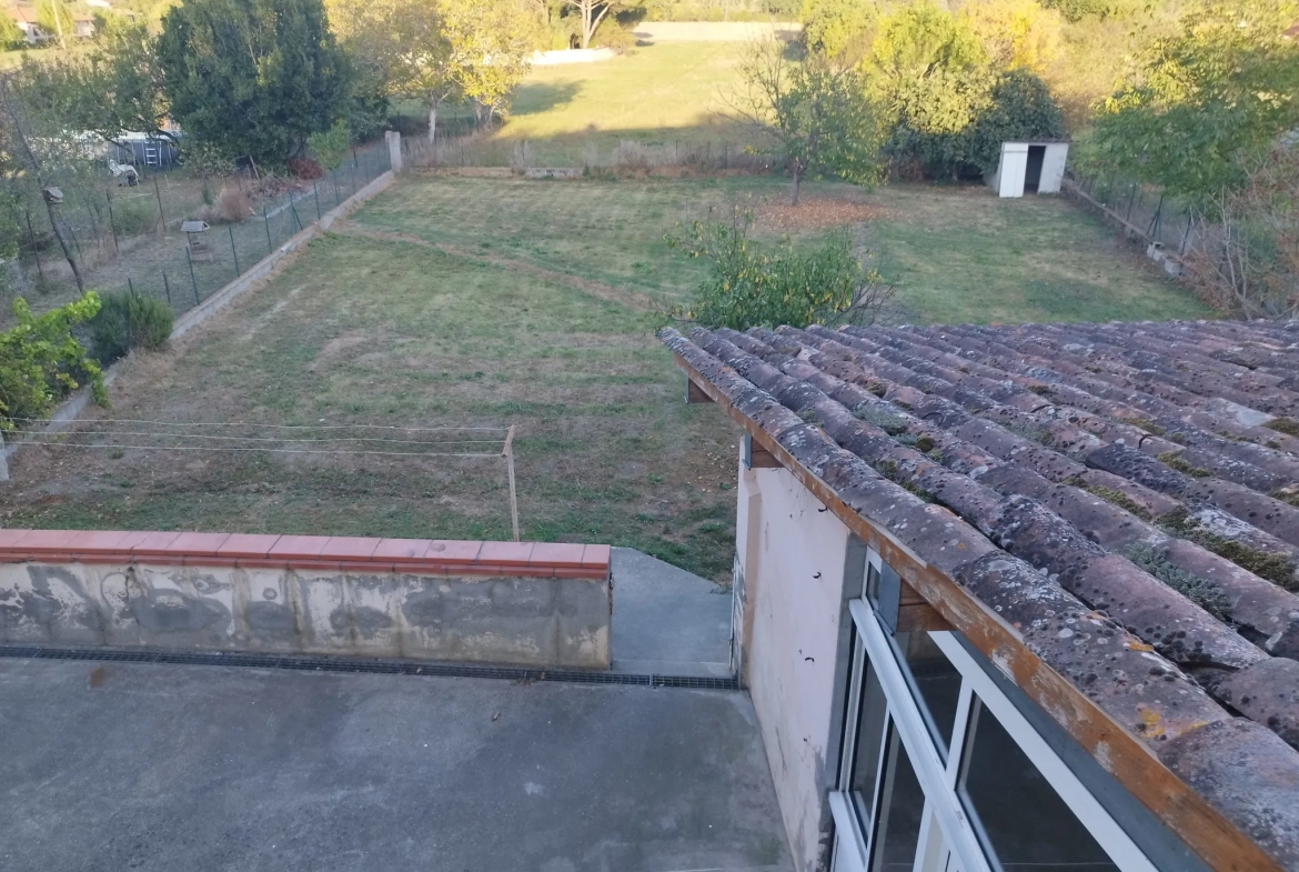 Maison de village avec 3 chambres, terrasse et jardin 