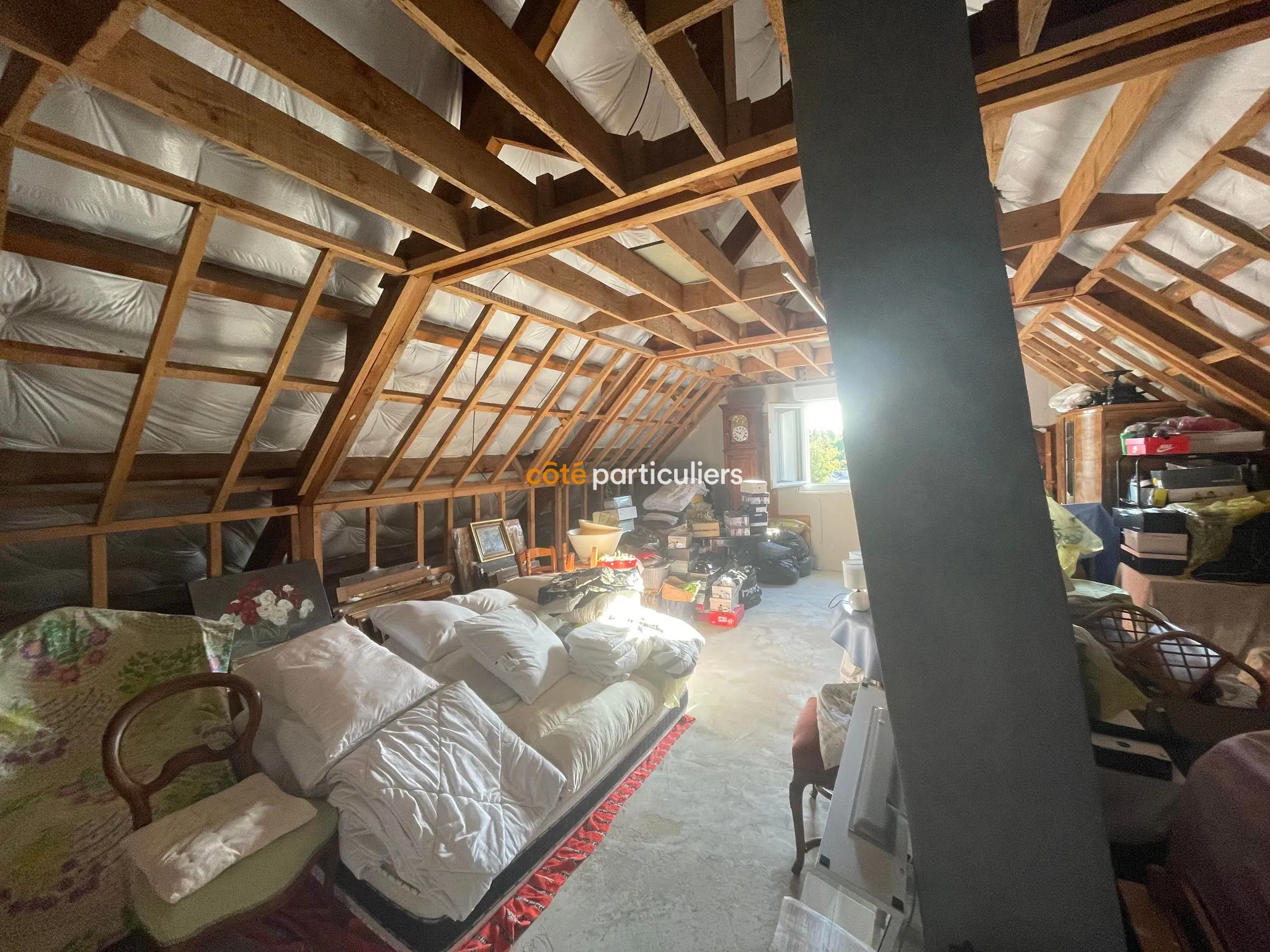 Maison à vendre à LIGNOL - Charme de la campagne et confort moderne 