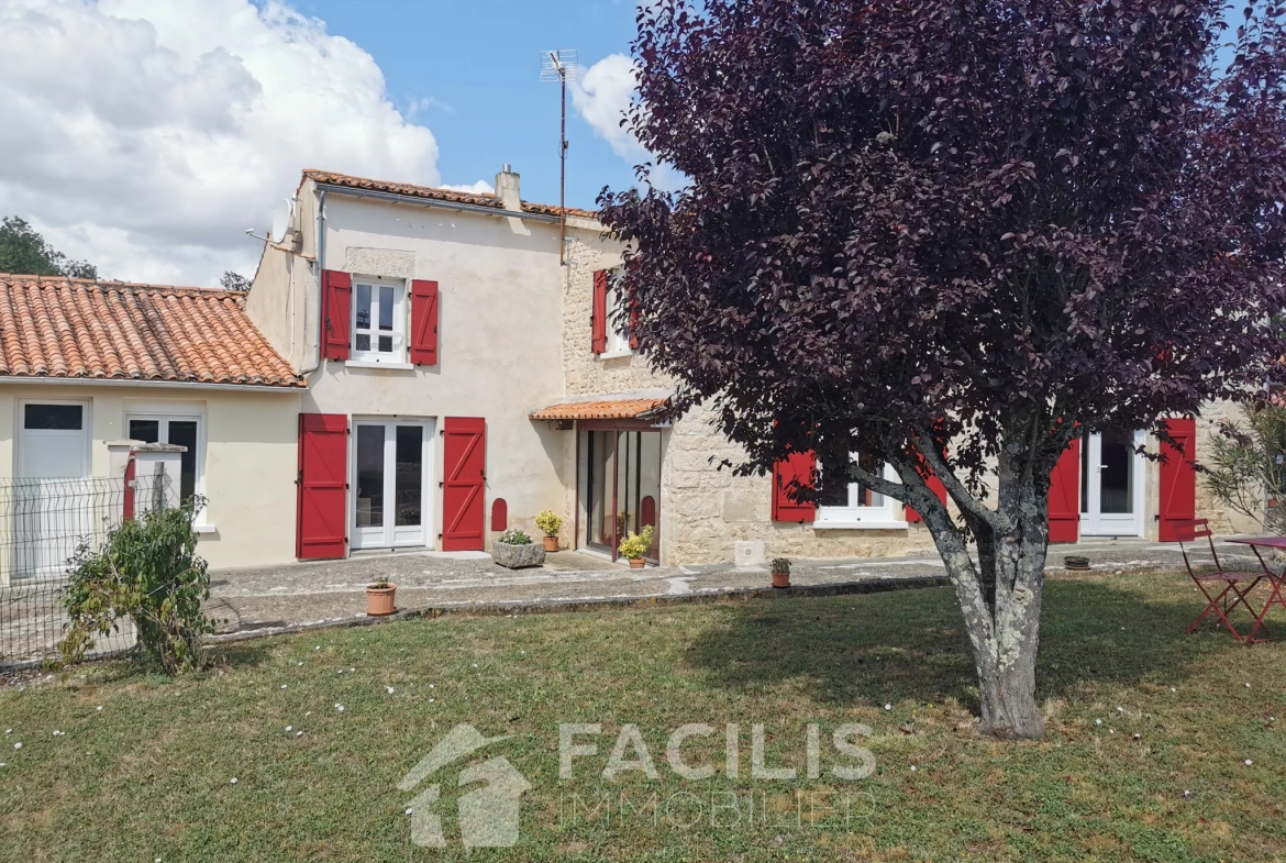 Maison à Fontenay-le-Comte - 3 chambres - 126m2 