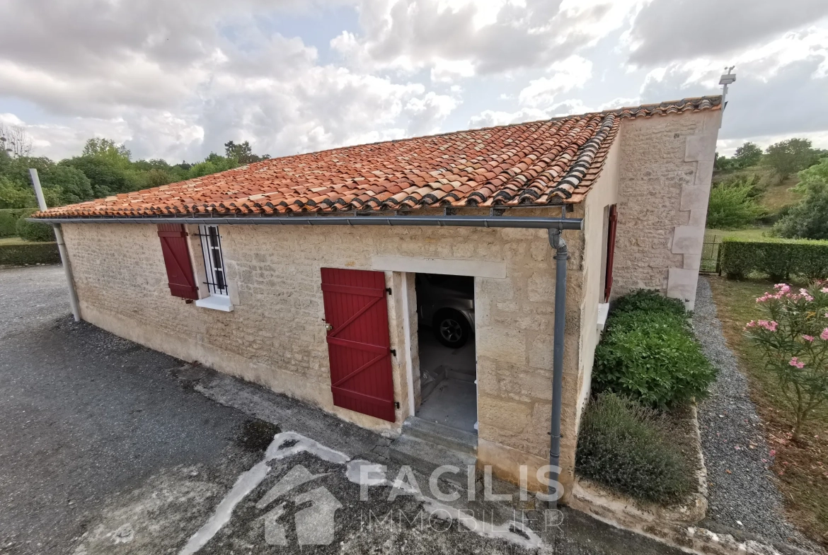 Maison à Fontenay-le-Comte - 3 chambres - 126m2 