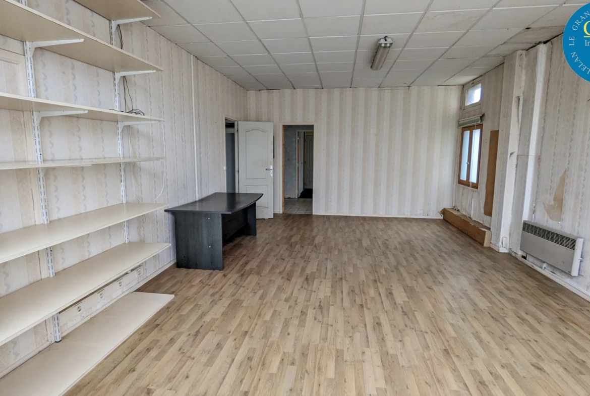 Local commercial à Guer Bellevue de 220m2 à vendre 