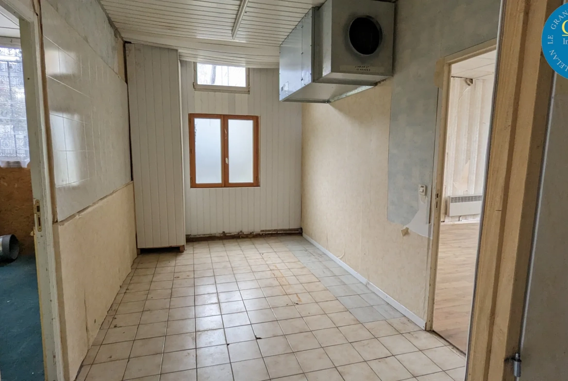 Local commercial à Guer Bellevue de 220m2 à vendre 