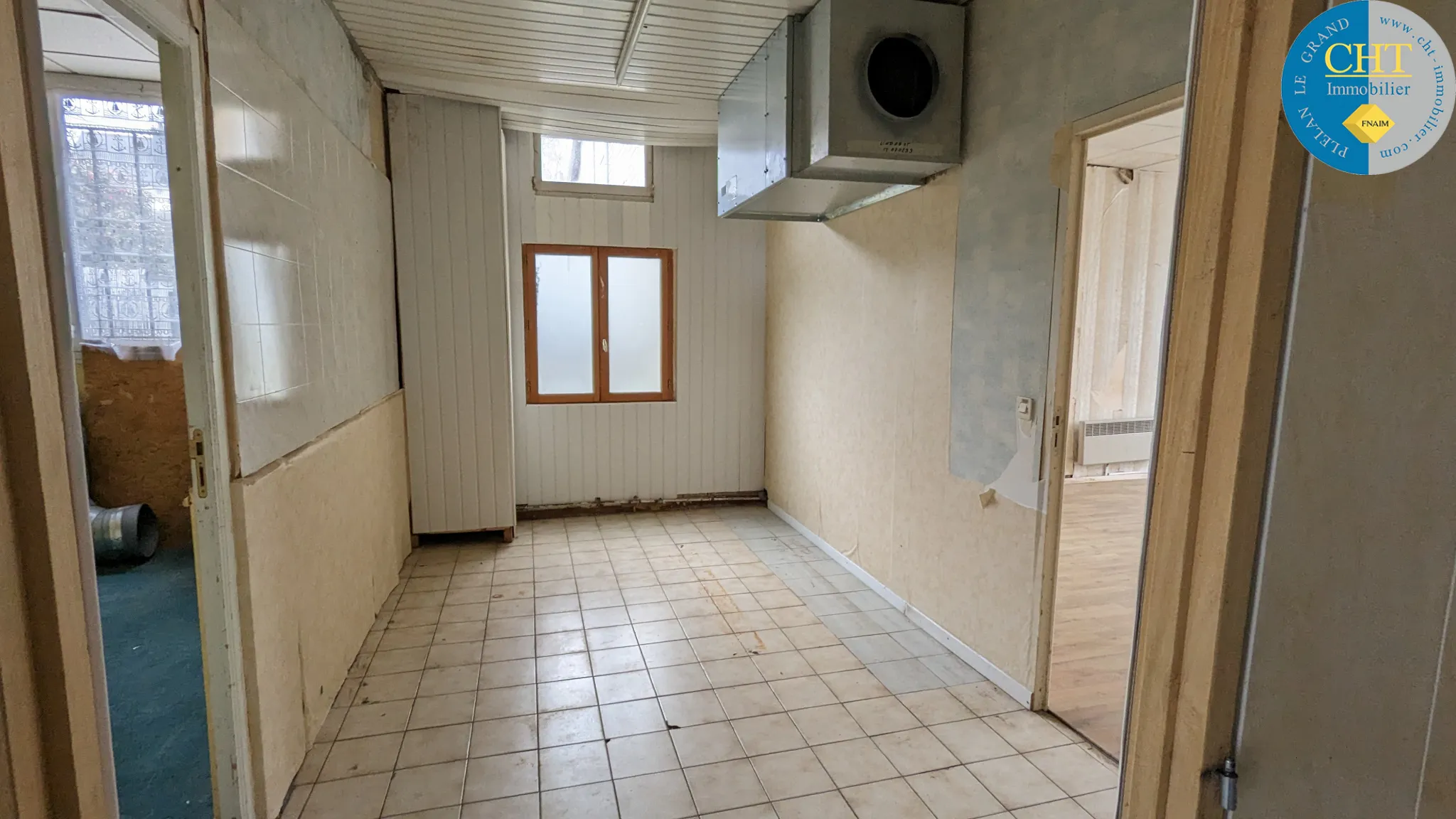 Local commercial à Guer Bellevue de 220m2 à vendre 