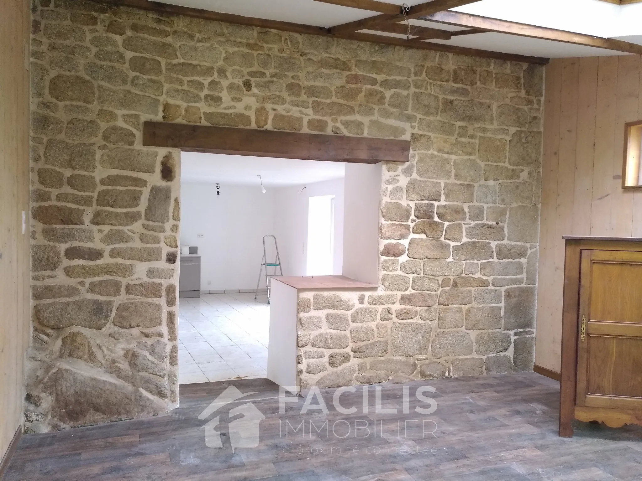 Maison en pierres indépendante à vendre dans le Morbihan 