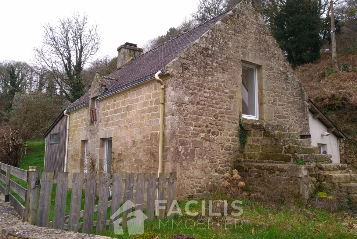 Maison en pierres indépendante à vendre dans le Morbihan 