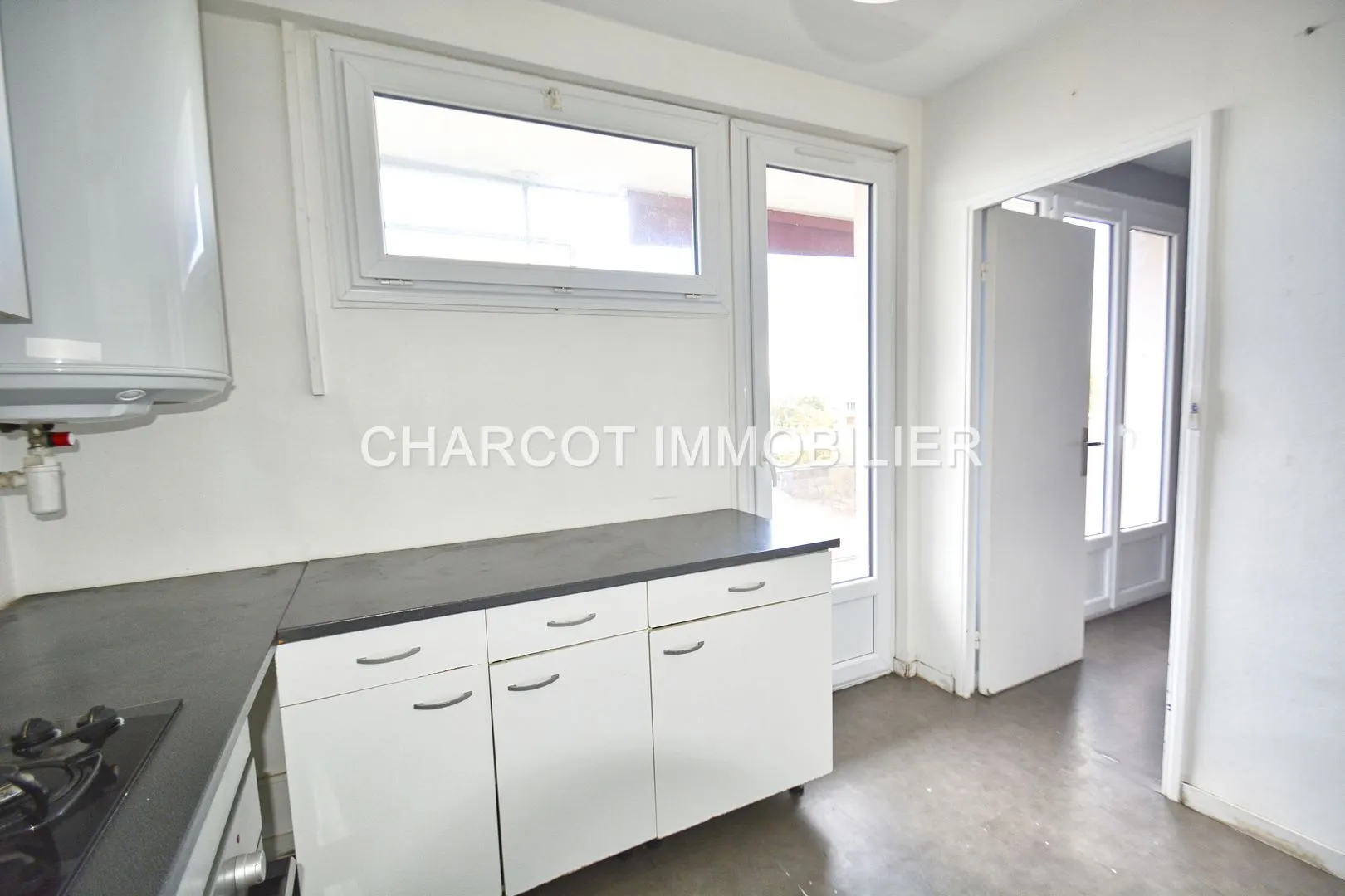 Vente d'un appartement T3 traversant à Ste Foy Les Lyon 