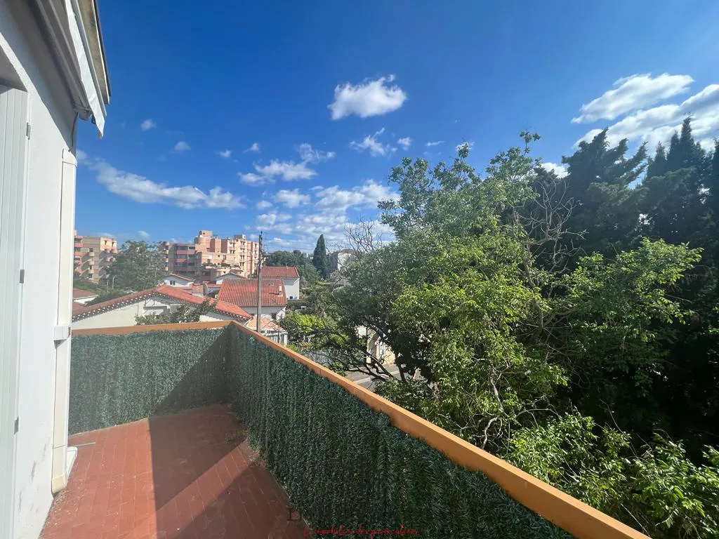 Vente appartement type 4 de 80m2 avec terrasse et garage - Montpellier - Montcalm / Stade de Rugby 