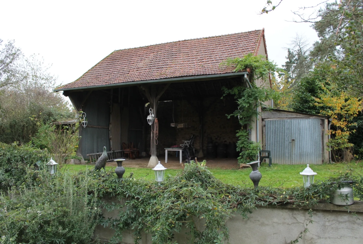 Joli fermette à Chateaumeillant sur un terrain de 2595 m2 