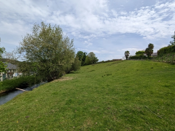 Terrain de 3895m2 à Coarraze avec vue dégagée sur les coteaux