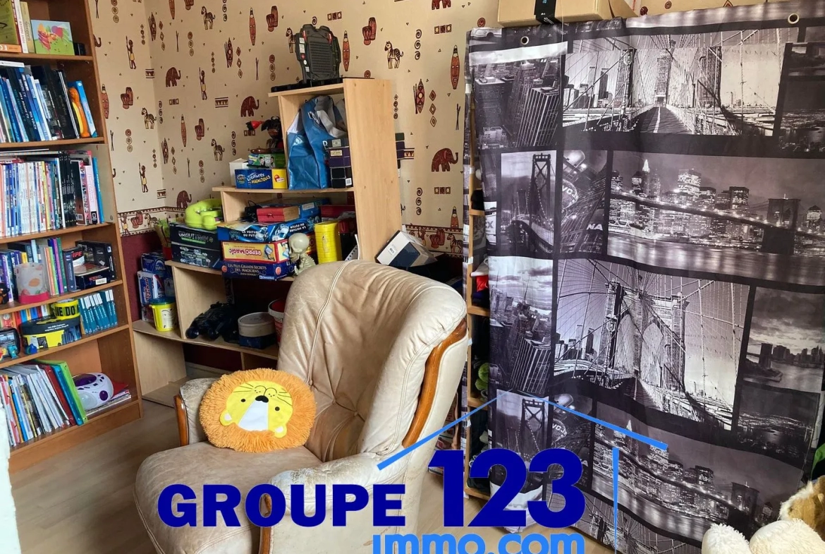 Maison de 226m² au centre d'Aillant sur Tholon 