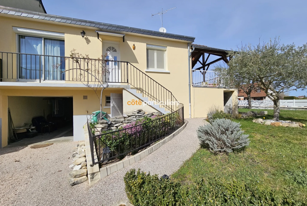 Maison T5 avec terrasse couverte à Pernay 