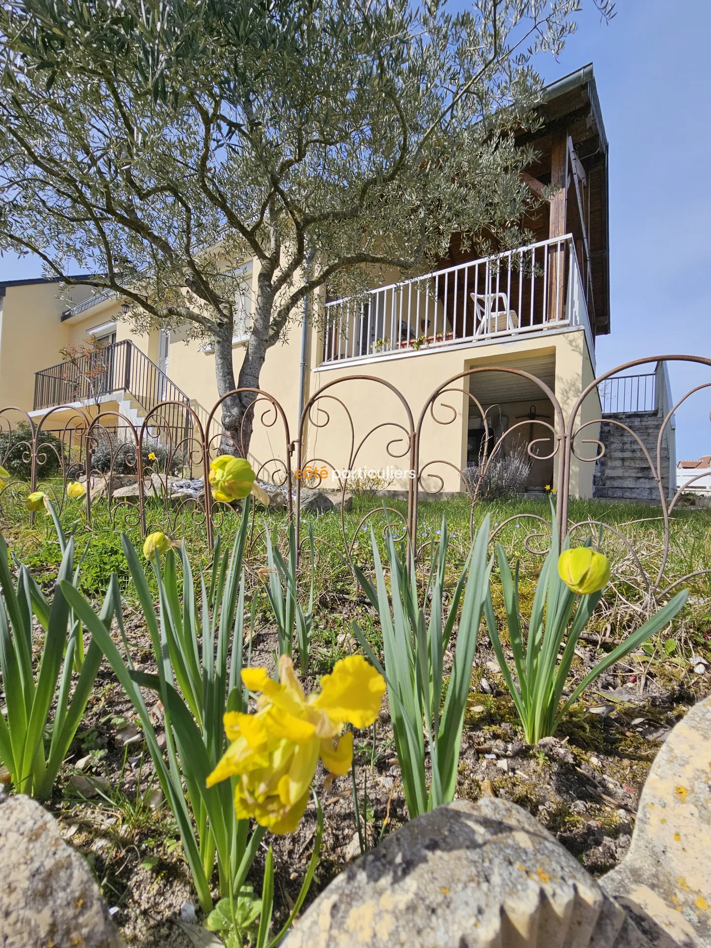 Maison T5 avec terrasse couverte à Pernay 