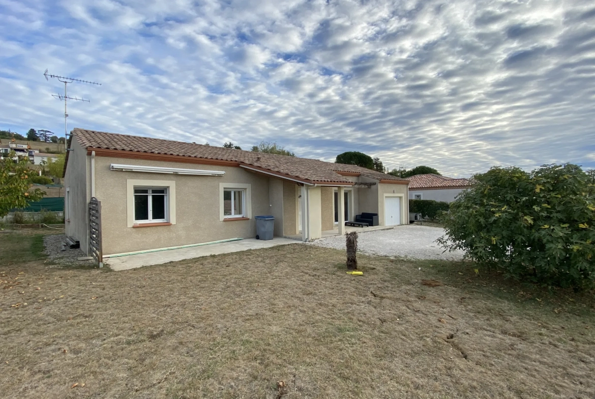 Maison contemporaine 4 chambres avec garage et jardin de 1000 m2 à Penne d'Agenais 