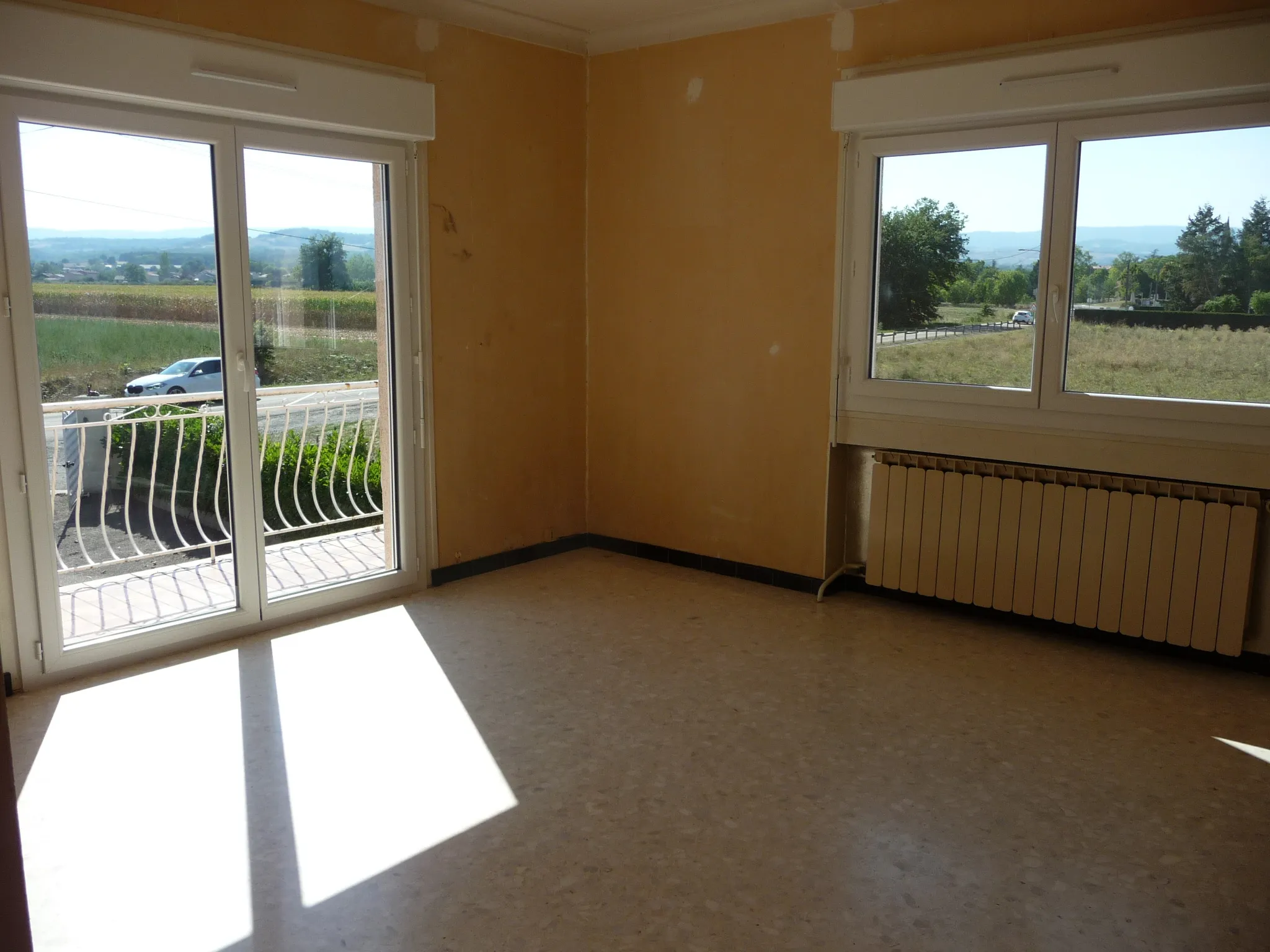 Maison Traditionnelle 90m² avec Terrain 800m² - Saint Romain le Puy 