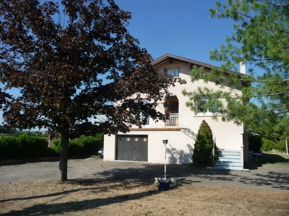 Maison Traditionnelle 90m² avec Terrain 800m² - Saint Romain le Puy