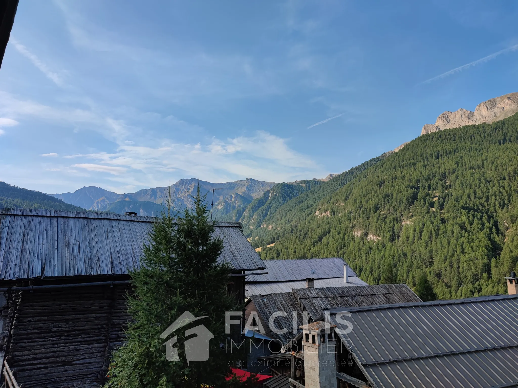 Maison ancienne à rénover à Molines en Queyras 