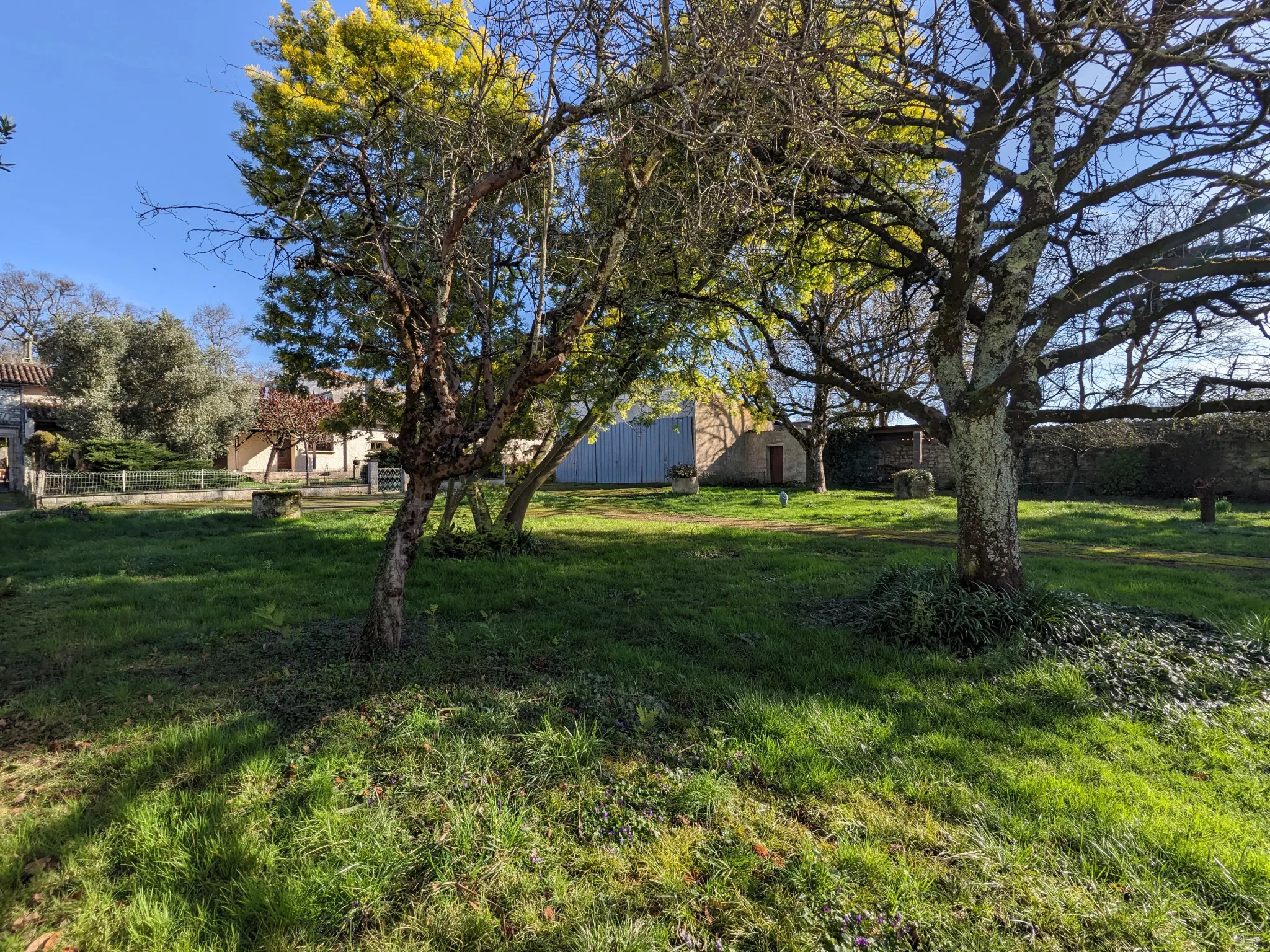 Maison Ancienne 98 m2 avec Terrain à Saintes 