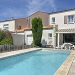 Belle maison de 97 m2 avec piscine à Arces