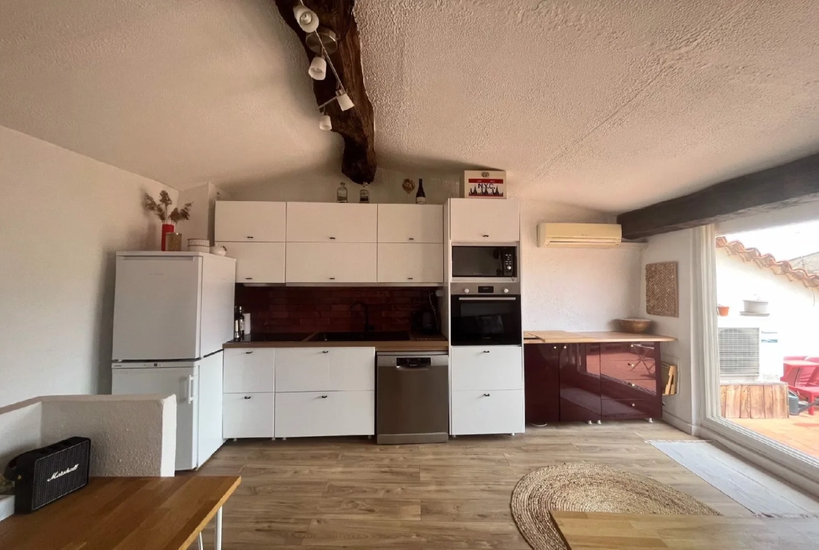 Appartement Duplex Rénové à Trets - 43 m2 - 164 000 € 