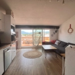 Appartement Duplex Rénové à Trets - 43 m2 - 164 000 €