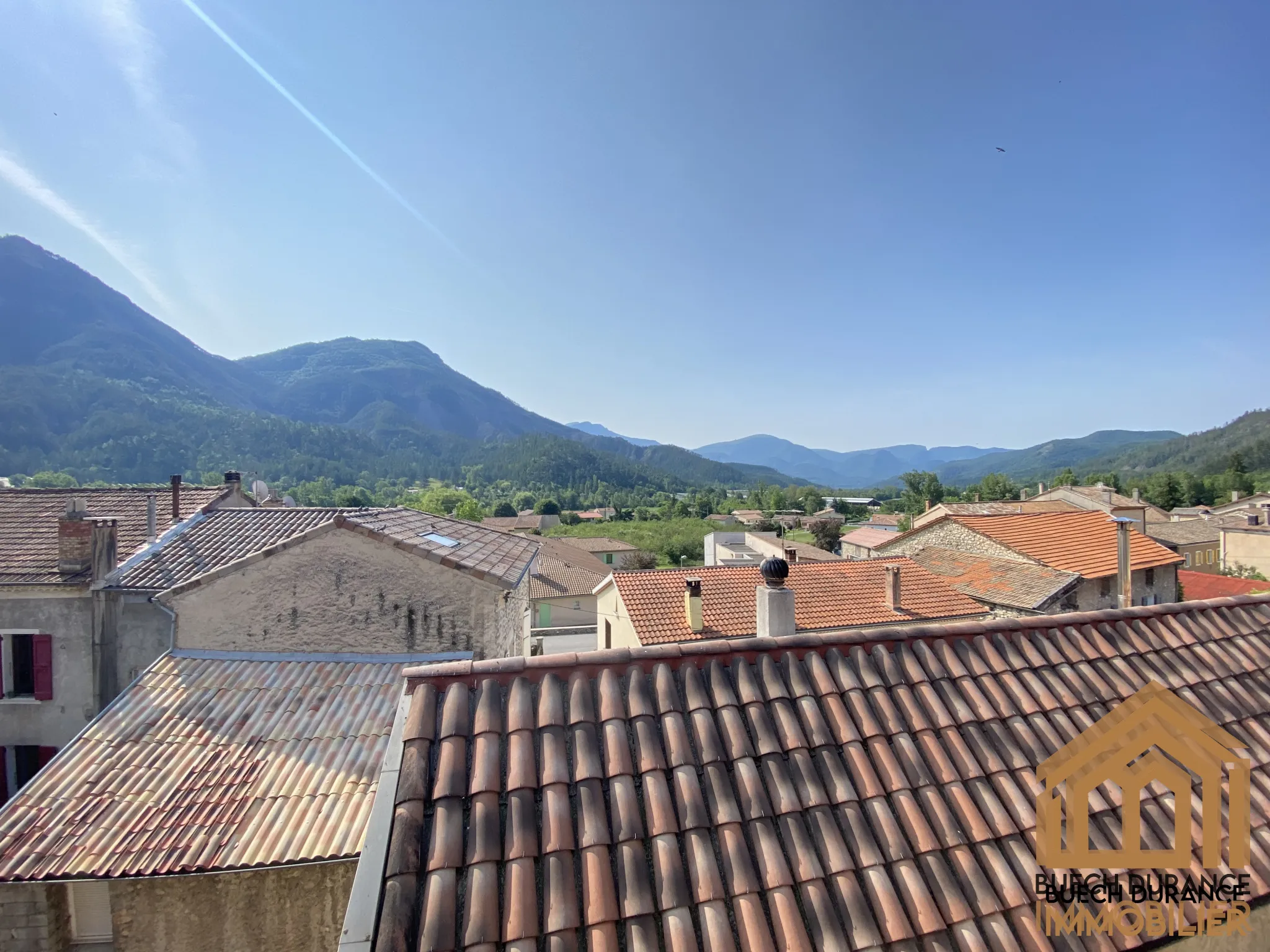 Appartement à Rénover avec Vue sur Montagnes - La Motte-Du-Caire (04250) 