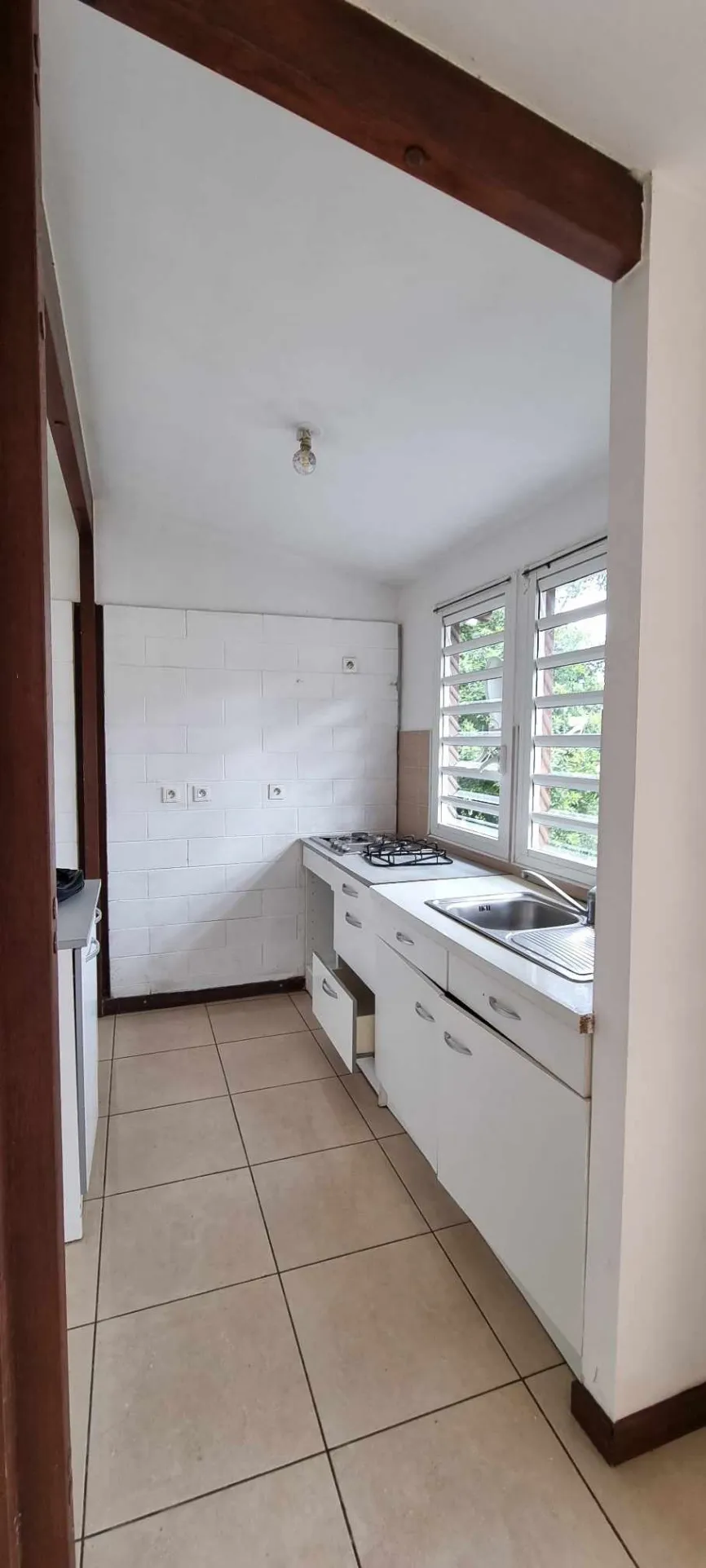 Villa mitoyenne F3 - 48 m2 à Manapany les hauts, Petite ile 