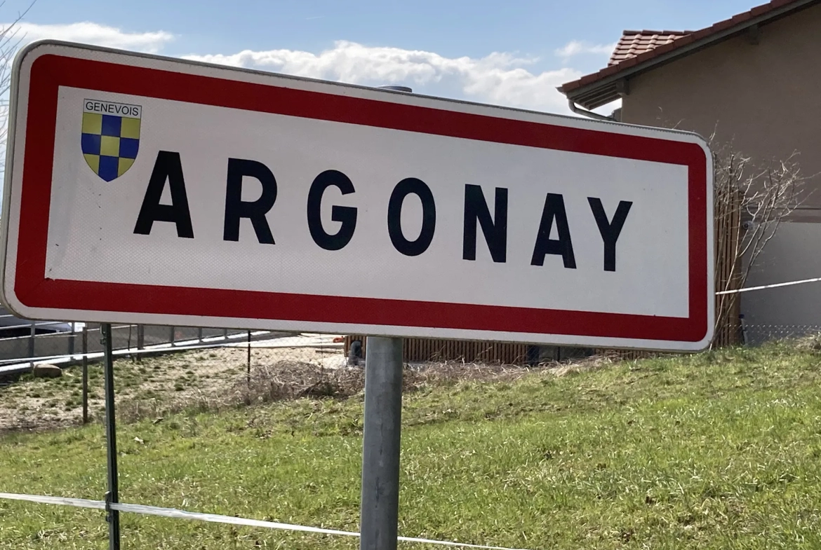 Terrain constructible de 629m2 à Argonay - Les Jouvenons 
