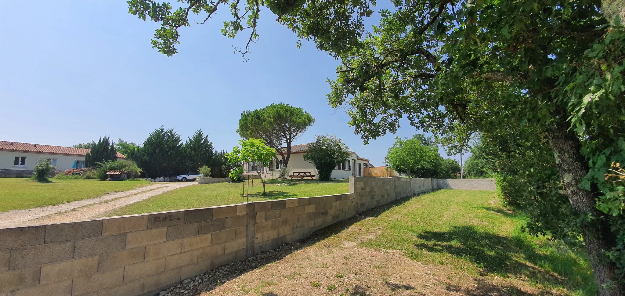 Maison de plain pied dans le Sud-Ouest de la France 