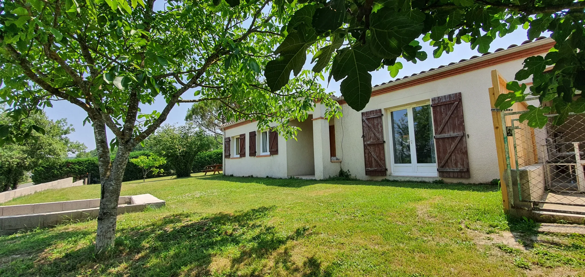 Maison de plain pied dans le Sud-Ouest de la France 