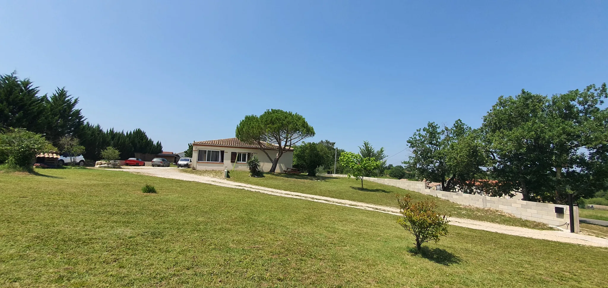 Maison de plain pied dans le Sud-Ouest de la France 