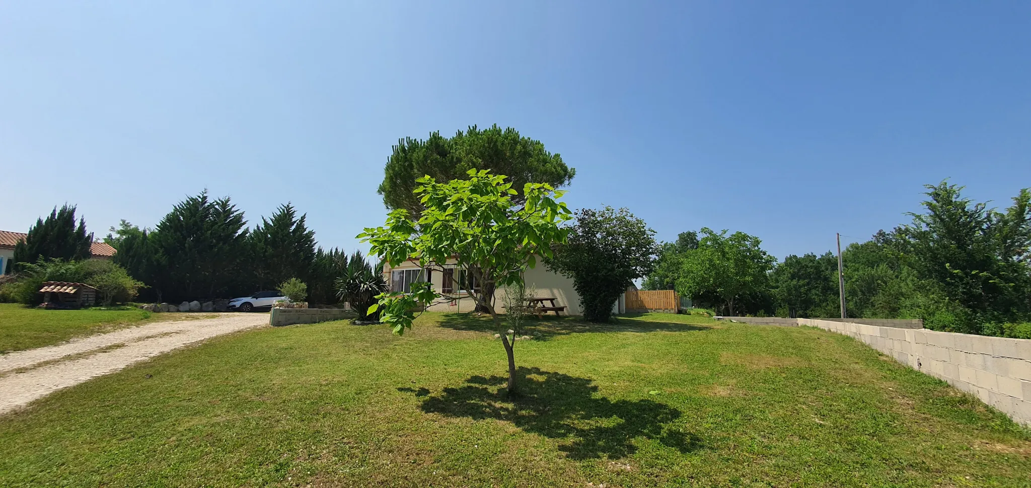 Maison de plain pied dans le Sud-Ouest de la France 