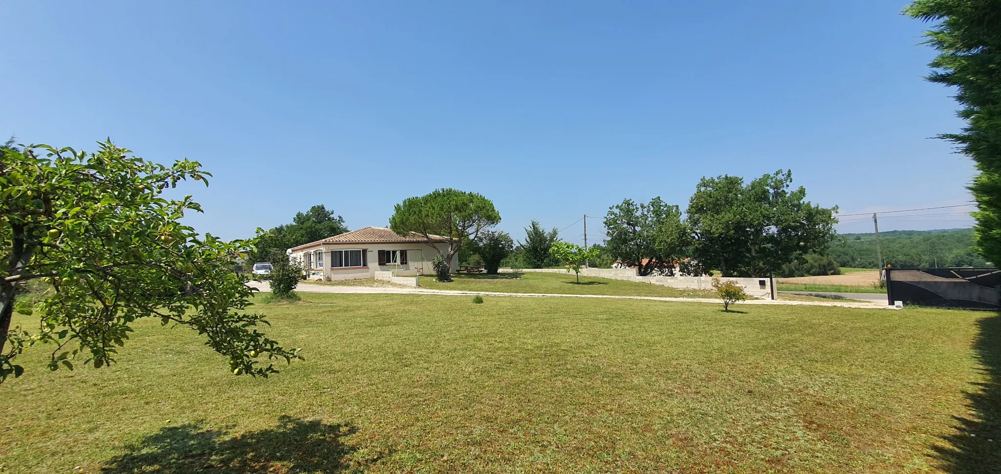 Maison de plain pied dans le Sud-Ouest de la France 