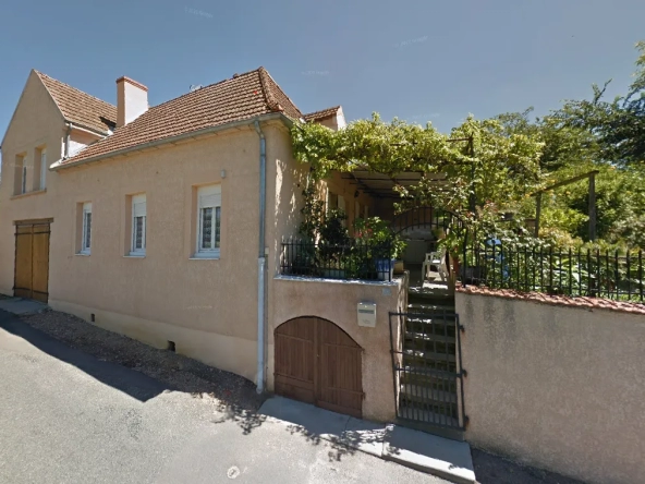 Maison de village à Digoin avec jardin et terrasse couverte