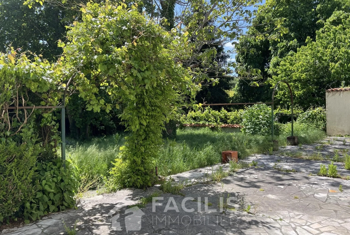 Maison à rénover à Angoulême - Jardin 