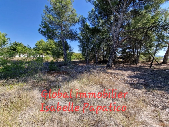 Terrain agricole à Martigues 13500