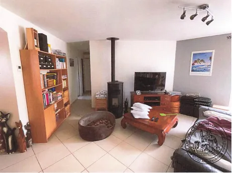 Maison à vendre à Barry-D'Islemade avec 3 chambres 