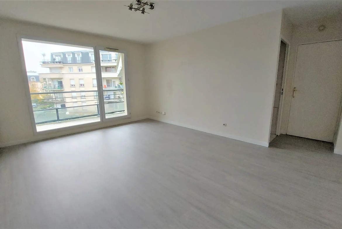 Appartement T2 à Cergy avec balcon à vendre 