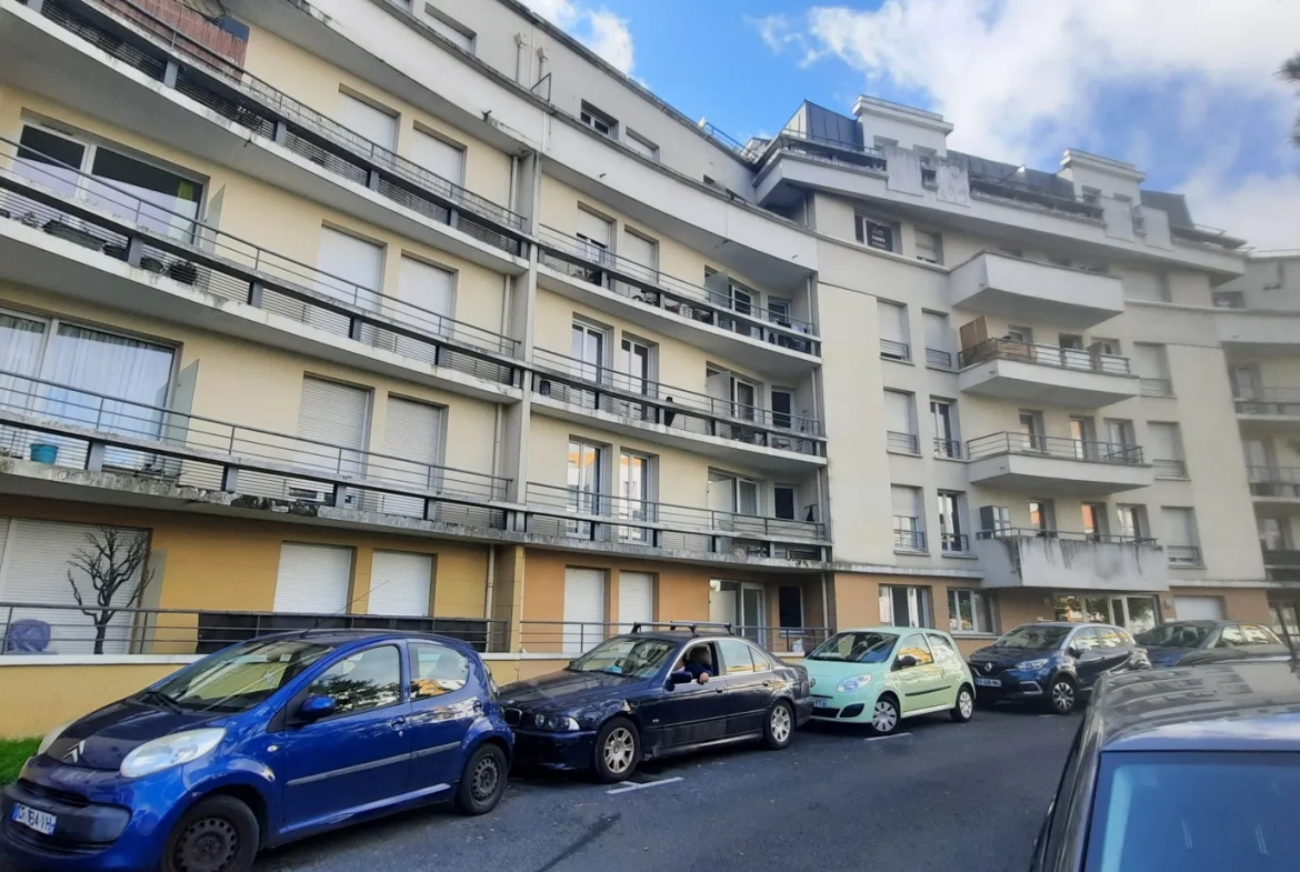 Appartement T2 à Cergy avec balcon à vendre 