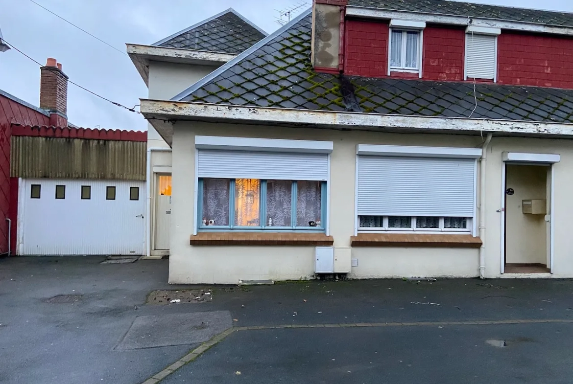 Ensemble de deux logements à rénover à Feignies 