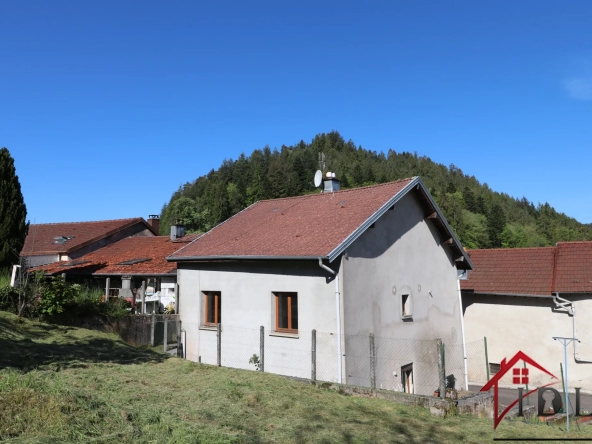 Maison de deux logements Bruyères