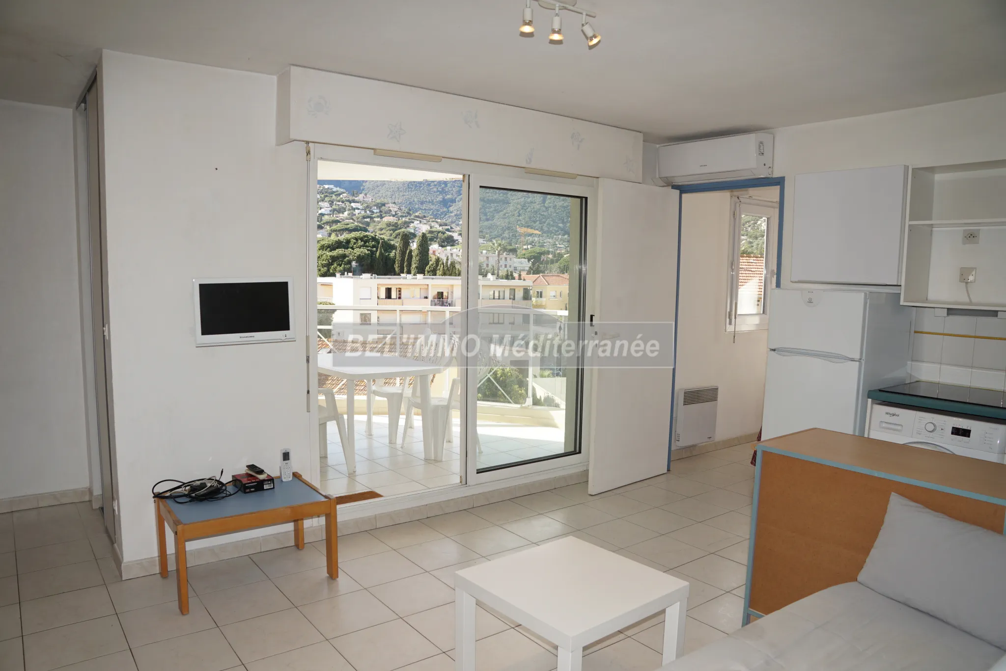 Appartement F2 Lumineux avec Vue sur les Collines - Cavalaire-sur-mer 